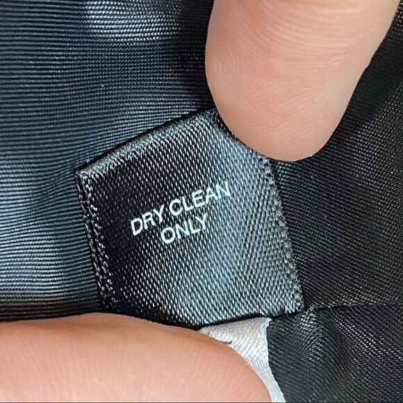 NWOT Express Design Studio Black & White Pinstriped Blazer Jacket - Picture 9 of 9